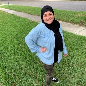 Meet your Posher, Farah